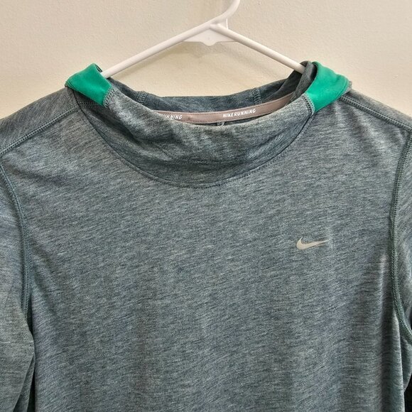 Nike Running Women's Dri-Fit Hooded Long-sleeved Pullover Shirt, Small - Picture 16 of 16